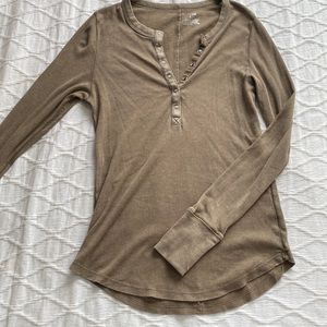 AERIE BUTTON UP LONG SLEEVE